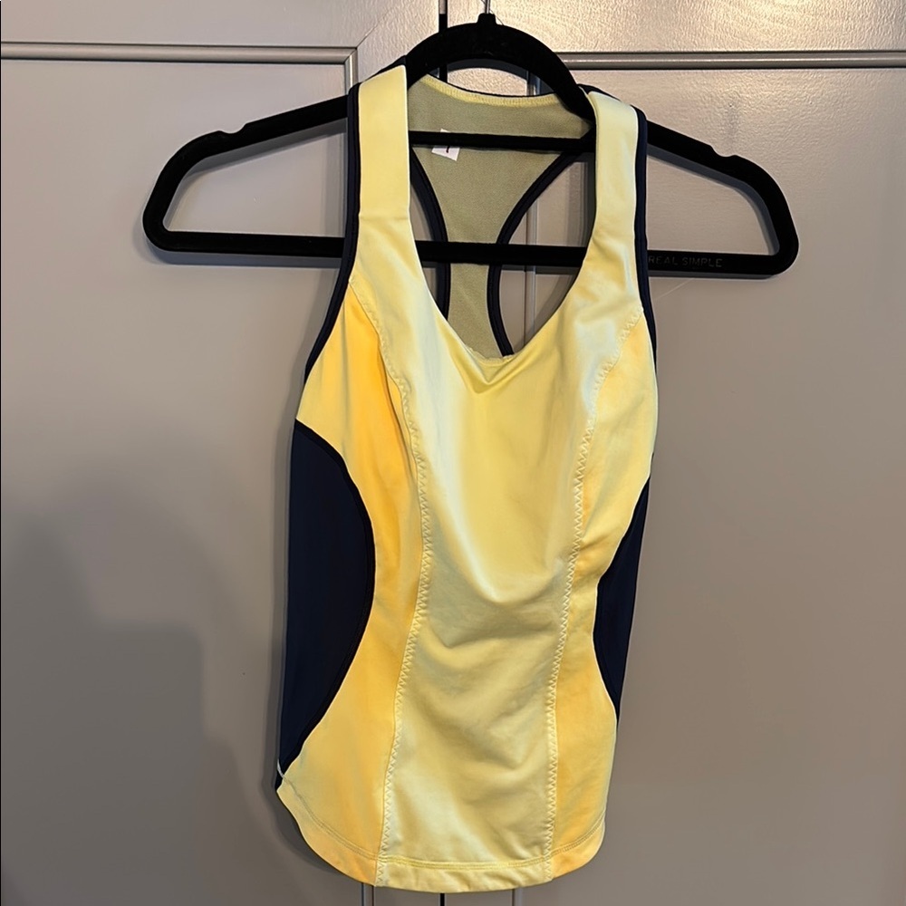 Lululemon Bundle Of (2) Size 4 - image 5